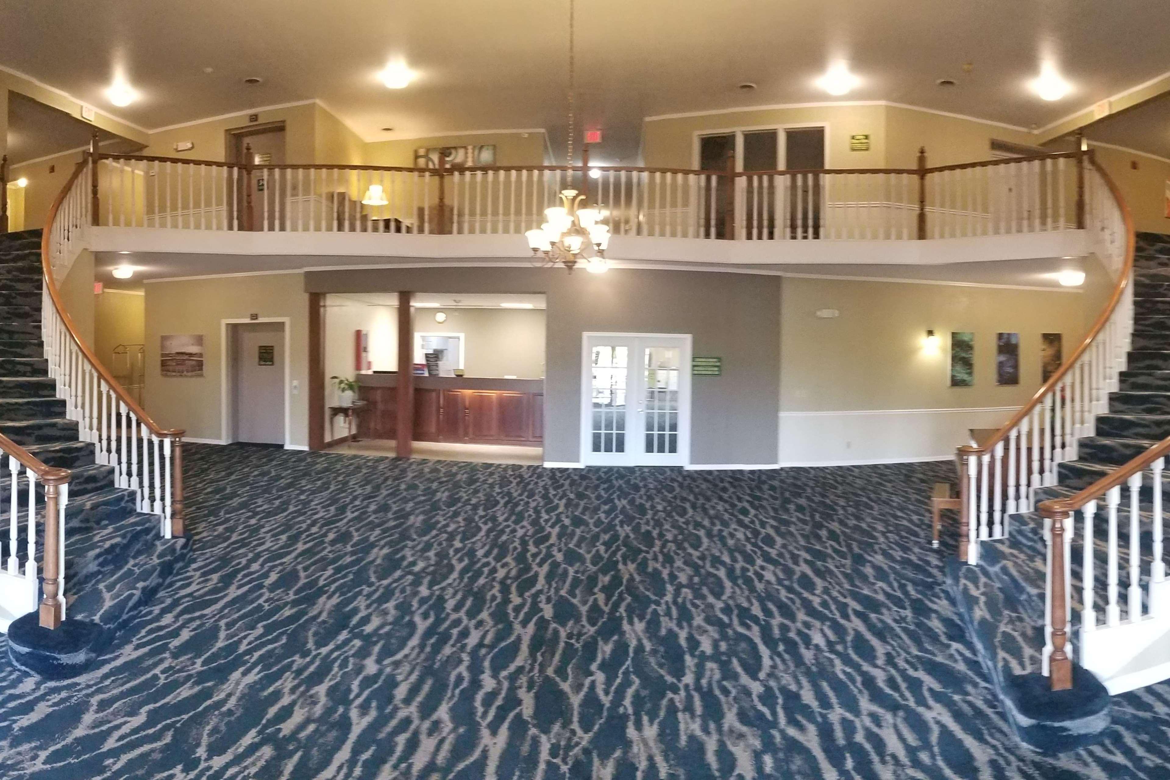 Days Inn And Suites By Wyndham Sikeston Exterior photo