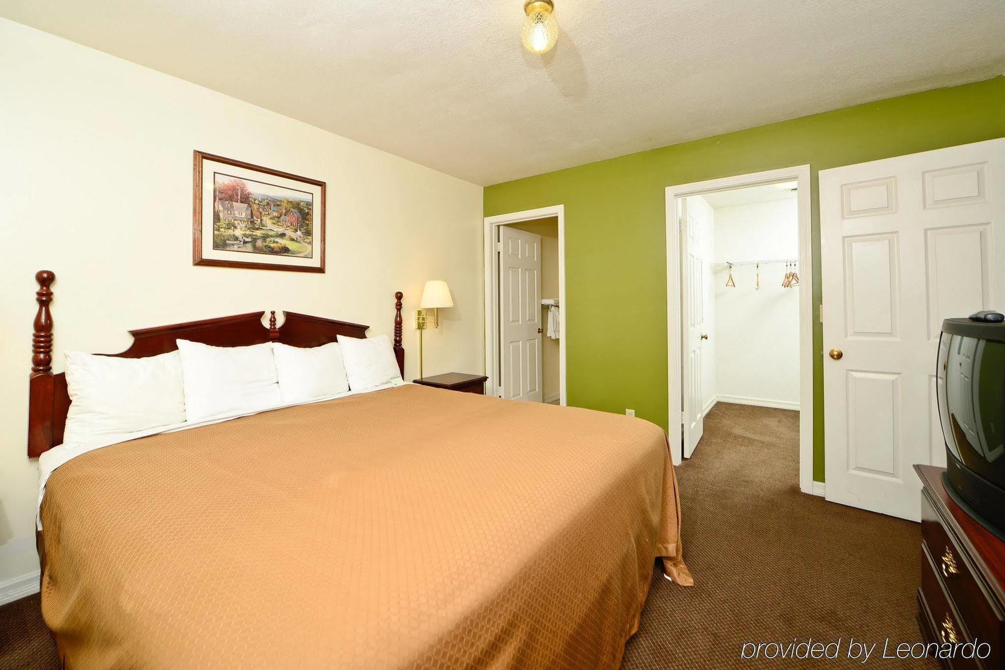 Days Inn And Suites By Wyndham Sikeston Room photo